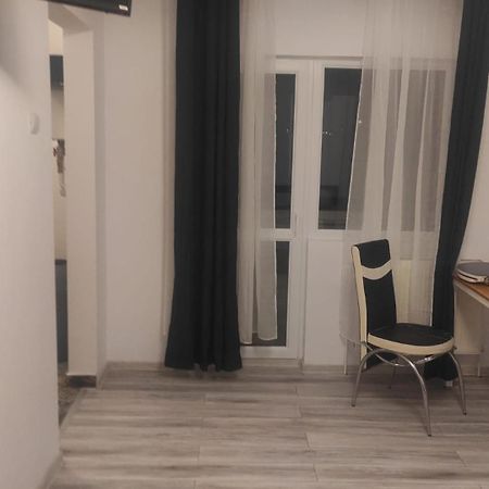 Garsoniera Turda Apartamento Exterior foto